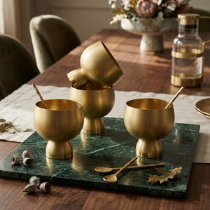 Juego de Tazones de Postre de Latón Cepillado de Lujo - Copas de Helado con Pedestal de Metal Dorado y Cucharas, Tazones para Frutas y Nueces para Hoteles y Bares - Product Image 2