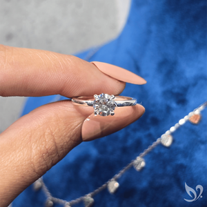 แหวนเพชรทรงกลม 1 กะรัต ได้รับการรับรองจาก IGI เพชรเพาะเลี้ยงในห้องปฏิบัติการ ตัวเรือนทองคำแท้ 10K แหวนแต่งงานแบบวงแหวนซ่อน - Product Image 4