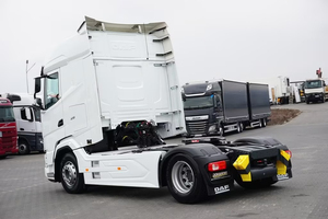 DAF XG 480 USADO 2022, CABINA ALTA, 519HP, 550.000KM, 4X2, EURO 6 DIÉSEL, 299HP, TRANSMISIÓN MANUAL - Product Image 4