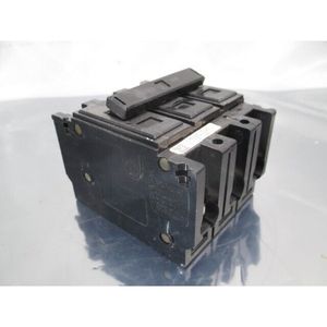 Interruptor de Circuito Westinghouse QC3015H QUICKLAG C - Equipo y Piezas de Semiconductores de Confianza de Marca Global - Product Image 2