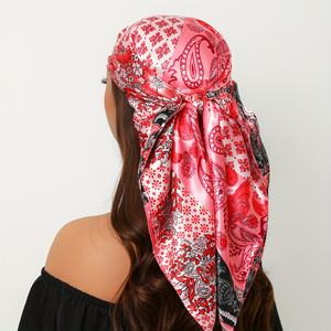 Pañuelo de Seda Cuadrado Personalizado con Logotipo, Estampado en Serigrafía, de Poliéster, con Diseño de Puntos, Sólido o a Cuadros, Casual, para Mujer, Venta al Por Mayor - Product Image 1