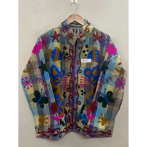 Veste brodée kantha 100% coton faite à la main pour femmes, modèle unique, manches longues, motif floral, style bohème printanier - Product Image 5