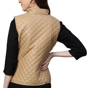 Chaqueta de equitación para mujer, color verde oscuro, para salto ecuestre, con ribete blanco, cuatro botones, poliéster y algodón, logotipo personalizado, Pakistán - Product Image 5