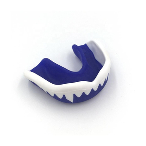 Protector Bucal de Silicona Transparente, Ajuste Personalizado, Protección Deportiva, Protector Dental para Atletas, para Boxeo, MMA, Kickboxing - Product Image 3