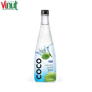 Bouteille en plastique VINUT de 330 ml, eau de coco sans sucre, Vietnam - Product Image 1
