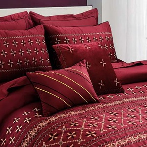 Ensemble de literie moderne 4 pièces avec couette, coton et polyester, motif brodé, logo personnalisé, résistant à l'eau, 300 fils au pouce carré - Product Image 5