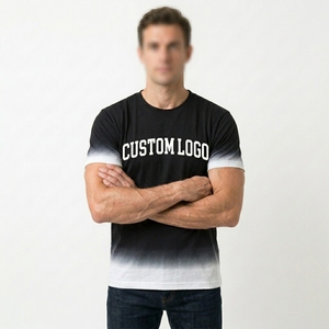 T-shirt personnalisé de qualité supérieure avec logo, effet dégradé et teinture par immersion - Product Image 6