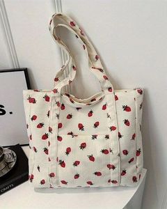Bolso Tote de Algodón con Estampado de Fresas Style De Maison, Cierre con Cordón, Cadenas, Bolso de Mano de Moda para Mujer, para Uso Diario en Todas las Estaciones - Product Image 4