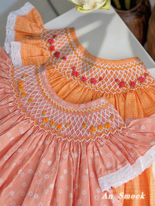 Vestido Floral para Bebé Niña, Mezcla de Algodón y Lino, Detalle Fruncido Hecho a Mano, Tacto Suave, OEM Vietnam, Traje para Primer Cumpleaños - Product Image 5