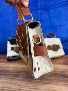 Bolso Tote Casual de Piel Sintética para Mujer con Cierre de Cerradura, Dos Asas, Gran Capacidad, Impermeable, Estilo Vintage, Estampado de Leopardo - Product Image 4