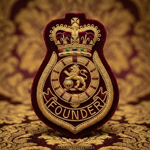 Écusson brodé fait main en fil d'or personnalisé, motif marteau et couronne, pour les officiers et les clubs de la franc-maçonnerie, patch de blazer cérémoniel - Product Image 2