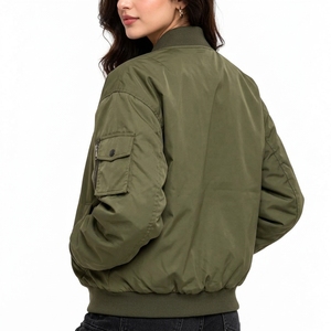 Blouson Bomber Matelassé Professionnel pour Femme 2026 – Respirant, Toutes Tailles Disponibles, Vente Directe Usine, Coton, Rivets, Service OEM - Product Image 5
