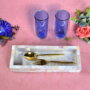 Bandeja Rectangular con Incrustaciones de Madreperla y Cubiertos Dorados para Decoración de Fiestas, Platos y Vajilla de Diseño Moderno - Product Image 1