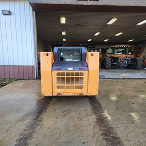 อุปกรณ์ตักดินแบบ Heavy Duty Case Skid Steer ที่สร้างขึ้นเพื่อการใช้งานที่ท้าทายในงานก่อสร้าง การเกษตร การจัดสวน และการขนย้ายวัสดุอุตสาหกรรม - Product Image 3