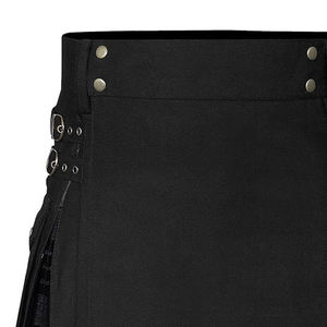 Kilt utilitaire robuste en coton noir pour homme avec poches cargo et bretelles réglables pour les activités de plein air et les vêtements décontractés - Product Image 2