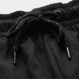 Shorts de sport pour hommes très demandés, shorts de gym pour l'entraînement, style streetwear, design personnalisé, shorts de sport de haute qualité pour hommes - Product Image 3