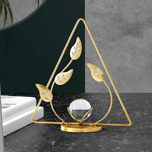 Scultura in alluminio artigianale per l'arredamento <span class=keywords><strong>artistico</strong></span> degli interni, che mostra un'abilità nel lavorazione del metallo e un design decorativo moderno. - Product Image 6