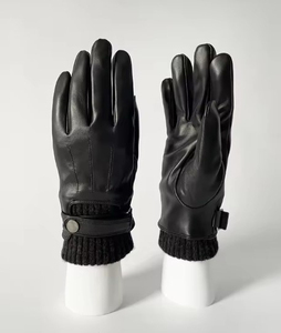 ถุงมือหนังแท้คุณภาพสูงสำหรับผู้ชาย ถุงมือขับรถหนังแกะสีดำบุขนสัตว์อุ่นสำหรับฤดูหนาว พร้อมสายรัดข้อมือปรับได้ - Product Image 3