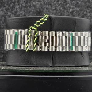 นาฬิกาข้อมือผู้ชายสุดหรู รุ่นลิมิเต็ดอิดิชั่น ตัวเรือนสแตนเลส กระจกแซฟไฟร์ หน้าปัดสีแดงเบอร์กันดี แสดงวันอัตโนมัติ พร้อมฟังก์ชั่นวันที่ รุ่นเพรสซิเดนท์ ขอบหน้าปัดแบบฟลูเต็ด - Product Image 4