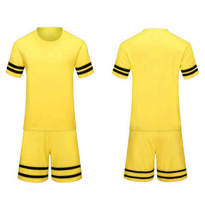 Nouvelle conception 2026 : Maillot de football 100 % polyester, confortable et respirant pour équipes professionnelles - Product Image 4