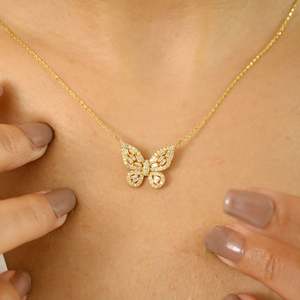18K Yellow <b>Gold</b> Diamond Butterfly <b>Pendant</b> Necklace - Product Image 5