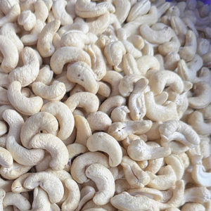 Nueces de Anacardo Tostadas Baratas al por Mayor, Anacardos Enteros Orgánicos de Vietnam W320, Granos de Anacardo Vietnamitas, Plazo de Entrega Corto - Product Image 1