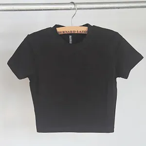 Sudadera Corta de Algodón para Mujer al por Mayor, Top Corto de Manga Larga para Gimnasio, Sudadera con Capucha Personalizada con Logo para Mujer - Product Image 4