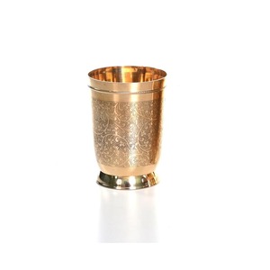 Vaso de Vidrio Grabado a Mano, Vajilla, Artículos para Catering, Acabado Antiguo, Metal de Latón y Vidrio para Hoteles, Restaurantes o Uso Doméstico - Product Image 1
