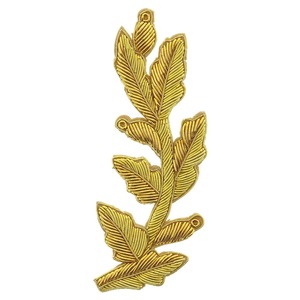 Cheap High Quality Custom School Blazer Bullion <b>Wire</b> Patches Hand Embroidery Lace Sew-On Leaf Shape Badge <b>Magnet</b> Washable - Product Image 4