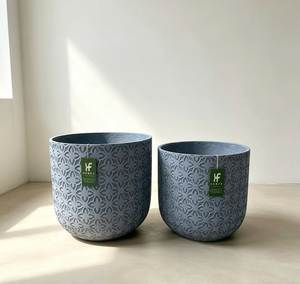 Maceta Rústica Redonda Azul Turquesa con Patrón Irregular para Plantas de Interior - Product Image 2
