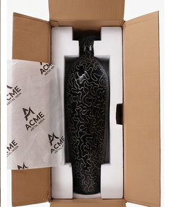 Jarrón de suelo moderno de metal negro de alta calidad con diseño abstracto hecho a mano para decoración del hogar y accesorios de mesa. - Product Image 6