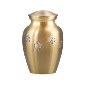 Urna de cremación con estampado de pata más vendida para cenizas humanas Urna de latón de cremación funeraria Domtop Metal Latón Acabado en plata - Product Image 2