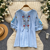 Blusas Bohemias de Verano de Manga Corta para Mujer, Camisas con Bordado Floral y Manga Farol, Tops Dulces para Mujer, Ropa al por Mayor