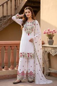 Conjunto de traje de 3 piezas con bordado floral de Paisley para mujer |   Kurta Recta con Pantalón y Dupatta con Borde Festoneado |   Ropa Étnica Elegante - Product Image 2