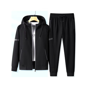 Servicios OEM, Trajes Deportivos para Hombre, Diseño y Logotipo Personalizados, Trajes Deportivos 100% Poliéster, Precio Económico - Product Image 1