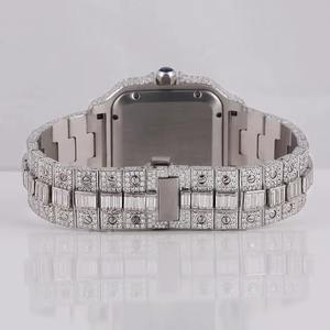 Reloj de Moda 2025 con Esfera Plateada de Moissanita, Diseño Redondo con Diamantes, Estilo Hip Hop, el Reloj de Joyería Más Vendido de la India - Product Image 4