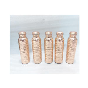 Élégant et authentique ayurvédique Tamra Jal bouteille d'eau en cuivre Durable fait à la main flacon écologique pour bureau Yoga voyage - Product Image 1