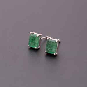 Boucles d'oreilles clous octogonales en quartz fraise vert naturel, argent sterling 925, bijoux minimalistes en pierres précieuses, cadeau délicat pour femme, soirée - Product Image 2