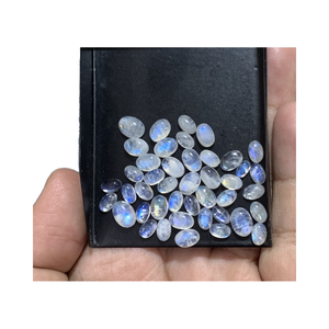 พลอยมูนสโตนธรรมชาติขนาด3X5มม. เกรด AAA ที่มีใบรับรอง IGI - Product Image 1