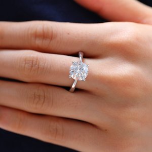 Bague de mariage solitaire de luxe en or finition diamant de laboratoire 3 carats, avec bande conique et diamant rond, pour la mariée - Product Image 6