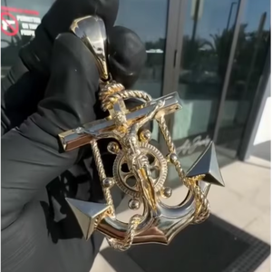 Pendentif Crucifix Ancore Jésus Chrétien en Or Blanc 10K et Or Jaune Certifié IGI de Haute Qualité, Style Rétro Hip Hop Marine, Vente en Gros - Product Image 1