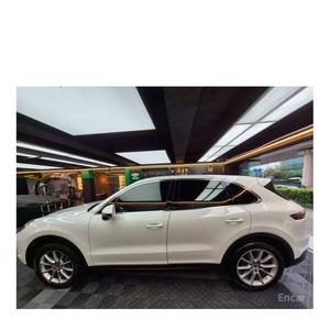 Porsche Cayenne 3.0 2024 con Caja de Cambios Automática, 154.000 km, Asientos de Cuero, Cámara Trasera, Volante a la Izquierda - Product Image 6