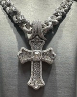 Pendentif Croix Luxe Sertie de Moissanite Or Massif 18K Taille Asscher, Breloque Chrétienne Religieuse Unisexe, Bijou Hip Hop