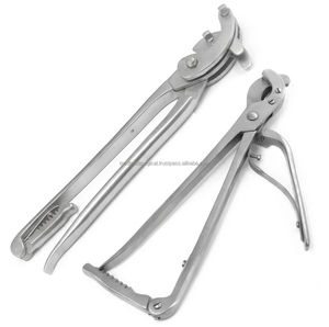 Juego de 2 Emasculadores Quirúrgicos Veterinarios Medtrust de Acero Inoxidable para Castración de Ganado - Product Image 1