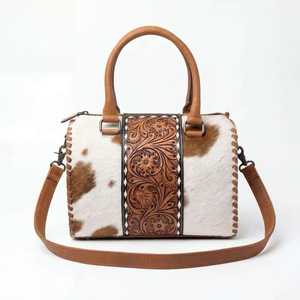 Sac pour femme en cuir de vachette véritable, motif marron et blanc, sac fourre-tout décontracté avec bandoulière réglable, utilisation quotidienne, sac durable - Product Image 3