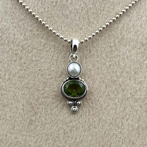 Collier en argent sterling avec pendentif péridot, pierre précieuse verte, pierre de naissance d'août, bijou élégant fait main, cadeau pour femme - Product Image 5