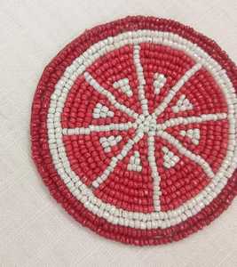 Ensemble de sous-verres en tissu faits à la main, 6 pièces, motif rouge et blanc aux notes d'agrumes, lavables, pour bar et café - Product Image 3
