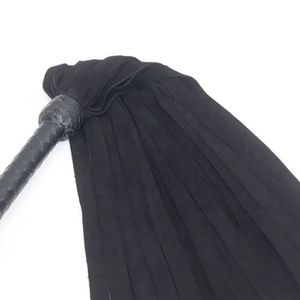แส้หนังพรีเมียมสำหรับการเล่น BDSM แบบกระแทก พร้อมสายยาวเรียบลื่น - Product Image 2