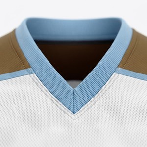 Sweat à capuche de hockey sur glace personnalisé avec logo de chien de dessin animé, col en V, manches longues, impression sublimée, unisexe, adulte, tissu polaire respirant - Product Image 4