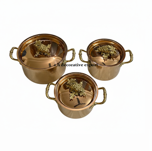 Ensemble de casseroles et marmites haut de gamme en acier inoxydable martelé, compatibles induction, écologiques et élégants, pour service buffet à domicile - Product Image 3